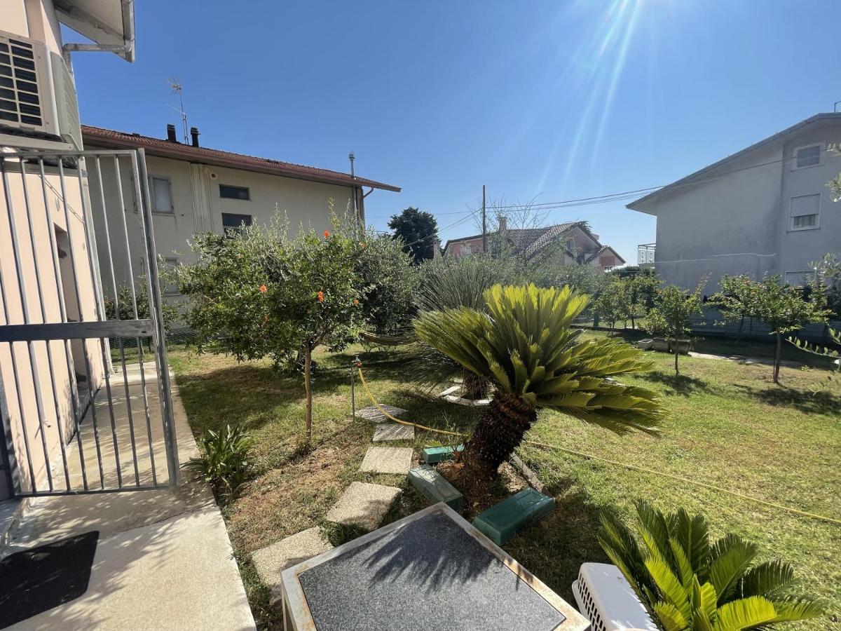 Appartement Oasi Di Relax à Santa Maria di Scacciano Extérieur photo